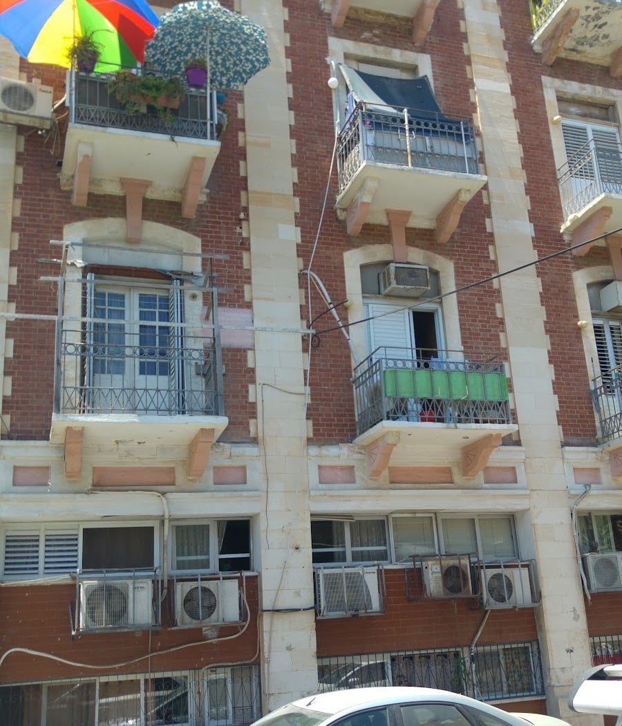 Tel Aviv Old Town Outdoor Exploration Game